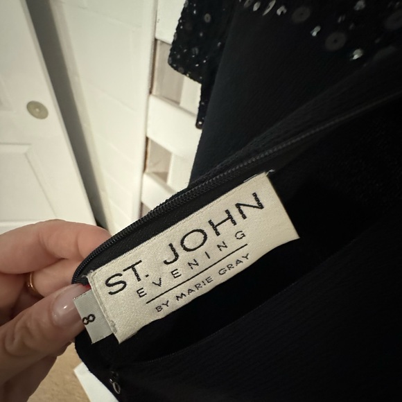 ST JOHN Evening Black Sheath Dress Size 8 Embellished Sequin Mock Neck - Picture 10 of 14